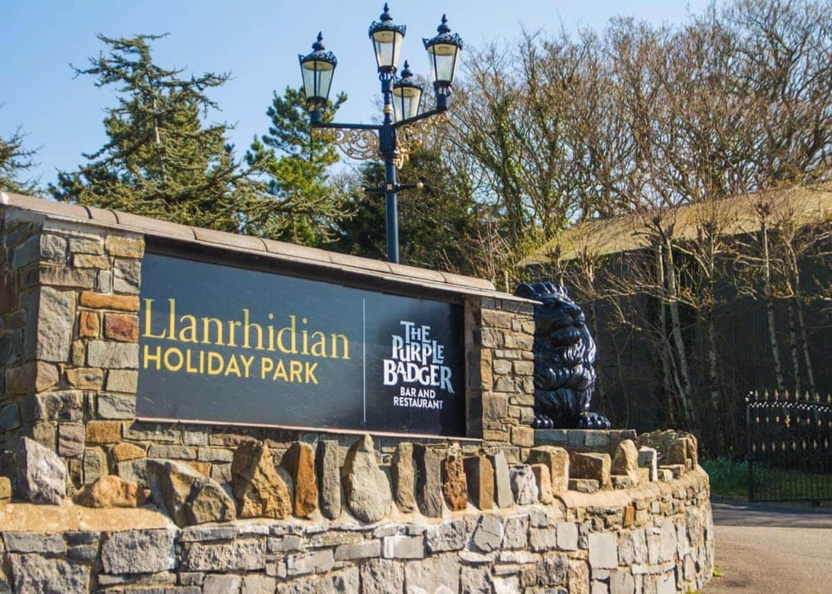 Llanrhidian Holiday Park Swansea Exterior photo